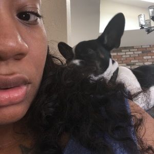 Meet your Posher, Deonna